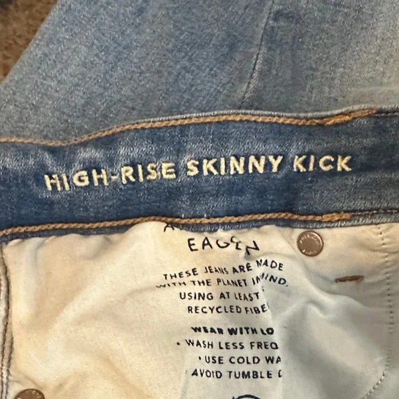 American Eagle Outfitters Women's Denim High Rise Skinny Kick - Picture 4 of 5